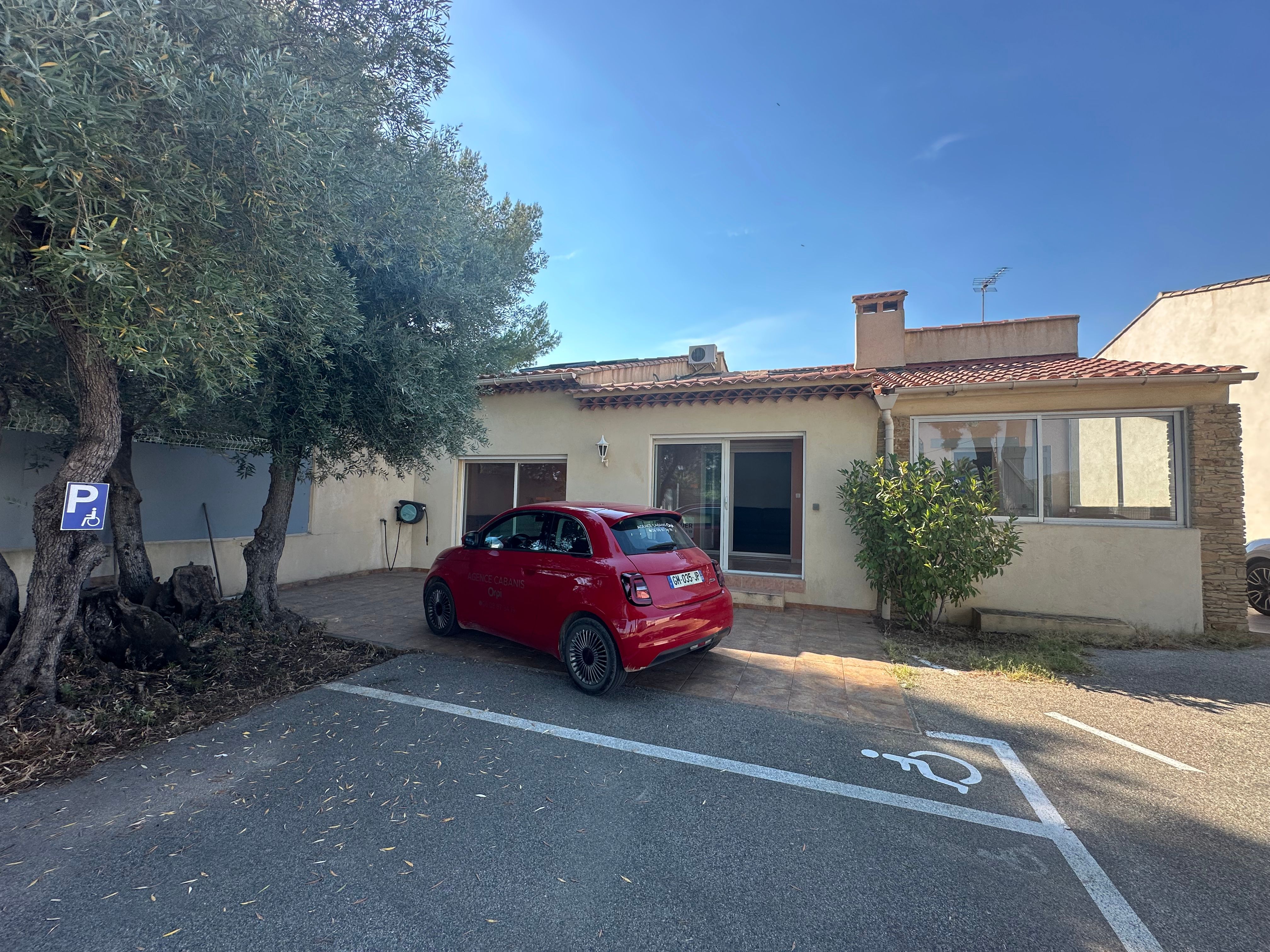 Local Commercial - SAINT CYR SUR MER